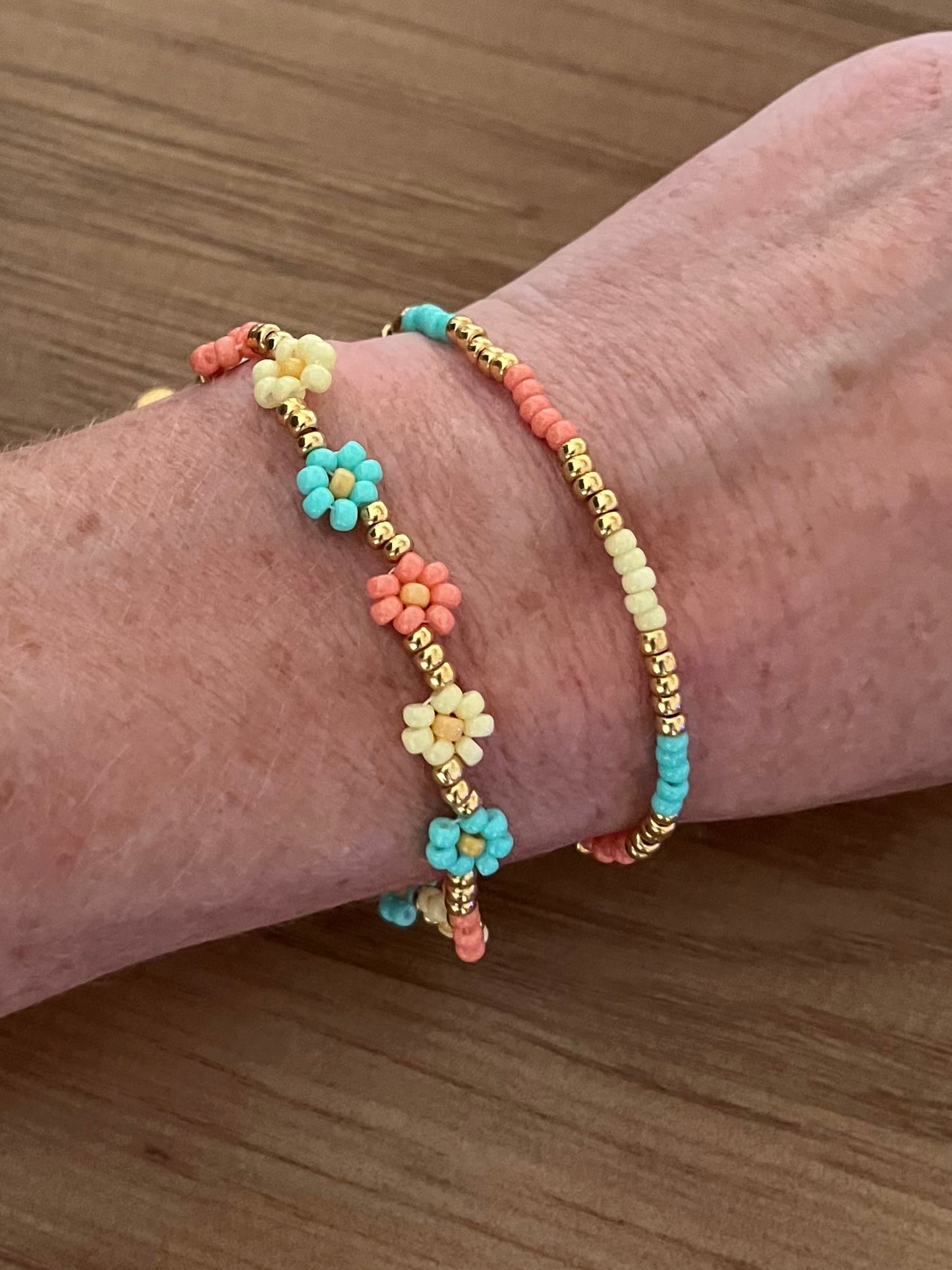 Daisy Bracelet - color mix