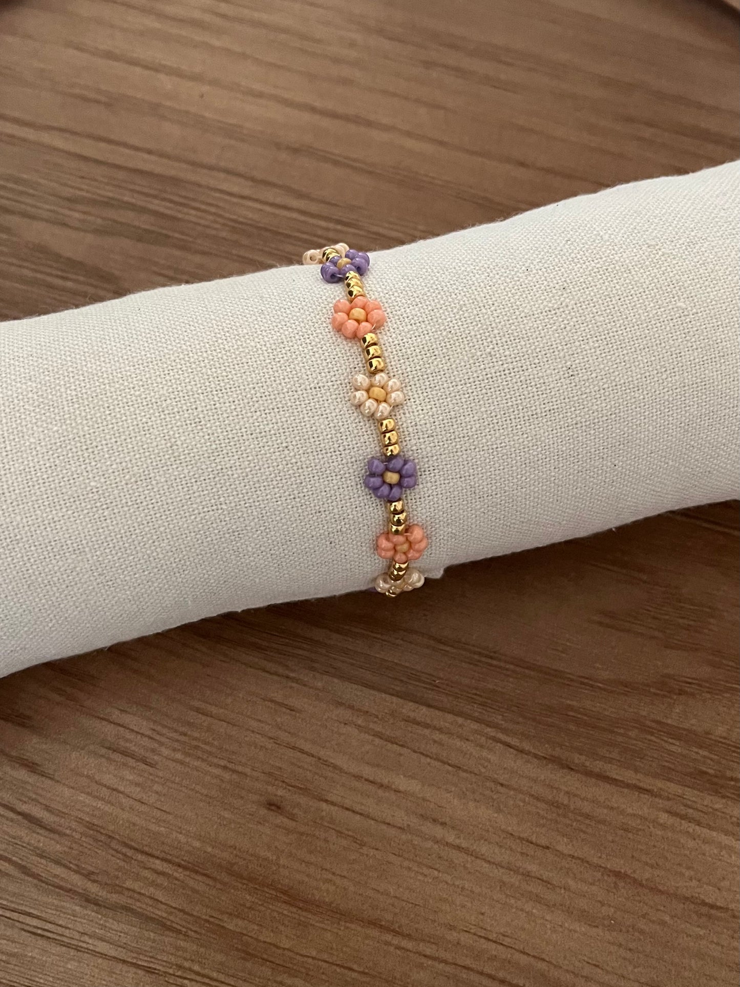 Daisy Bracelet - color mix